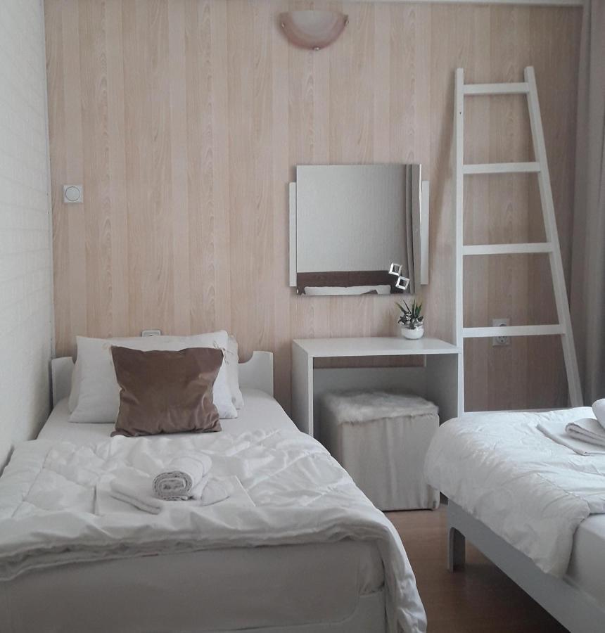 Apartmani Ni Εξωτερικό φωτογραφία