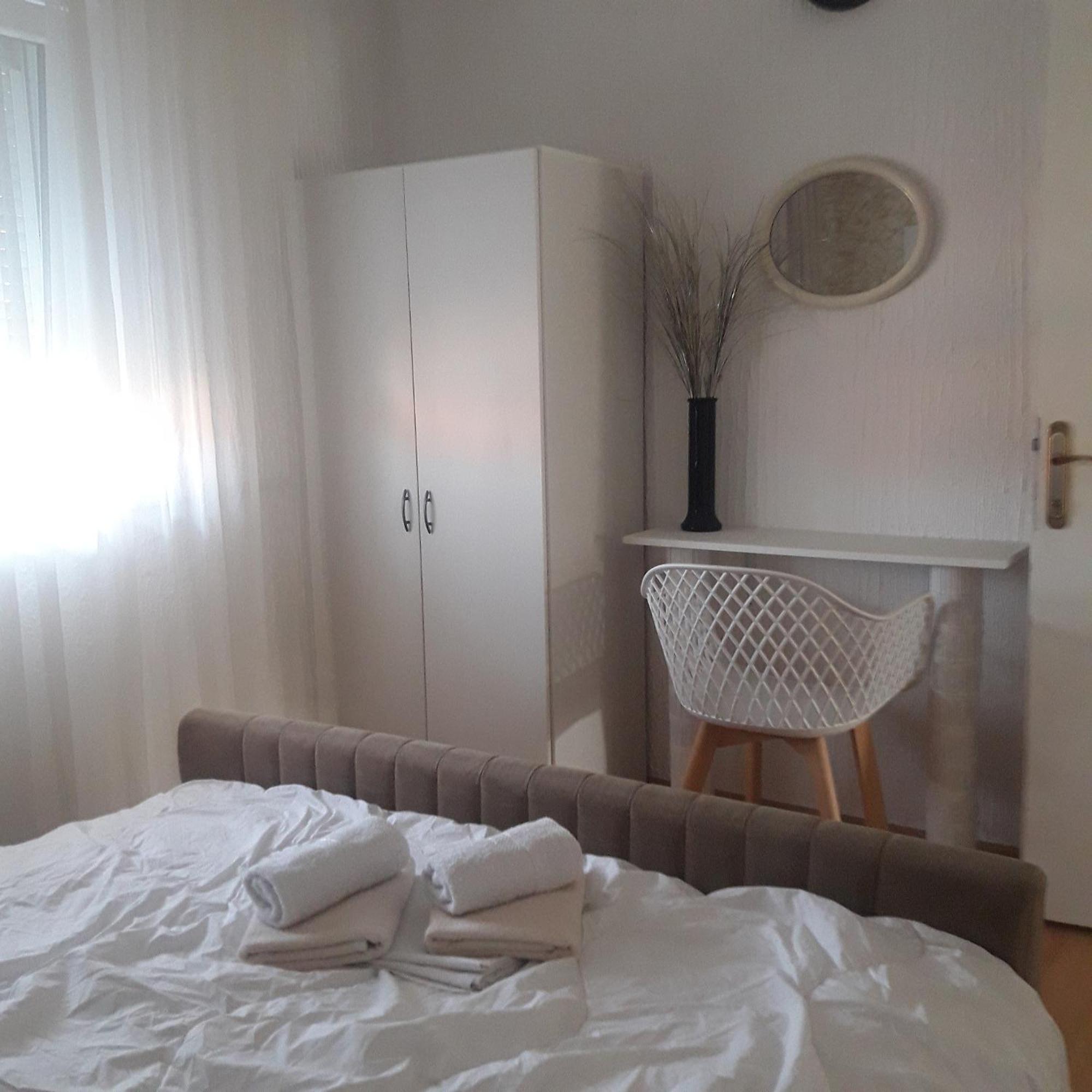 Apartmani Ni Εξωτερικό φωτογραφία